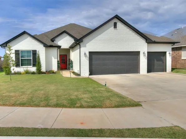 10812 Glover River Dr, Yukon, OK 73099