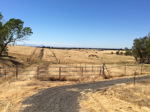 1st image of Hokan Ln