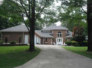 22180 Pocket Rd, Batesville, IN 47006