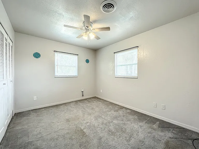 Park Manor Dr — Photo 19
