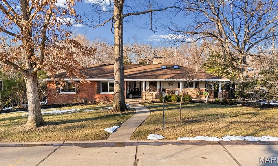 1st image of 419 Gabriel Dr