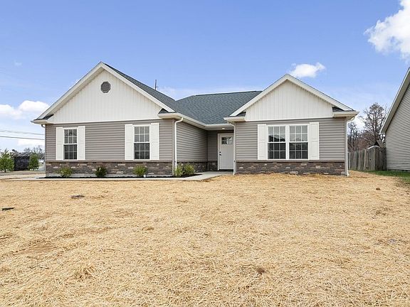 2nd image of 3606 Furlong Dr