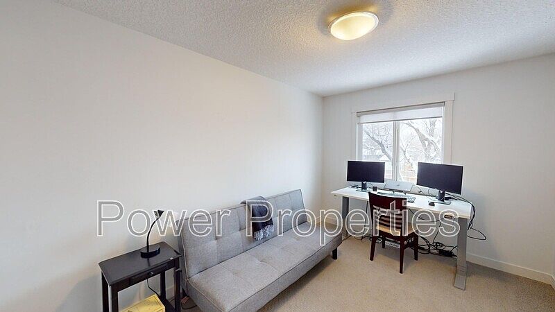 Calgary Townhouse for rent - 3 Bedrooms — photo 18