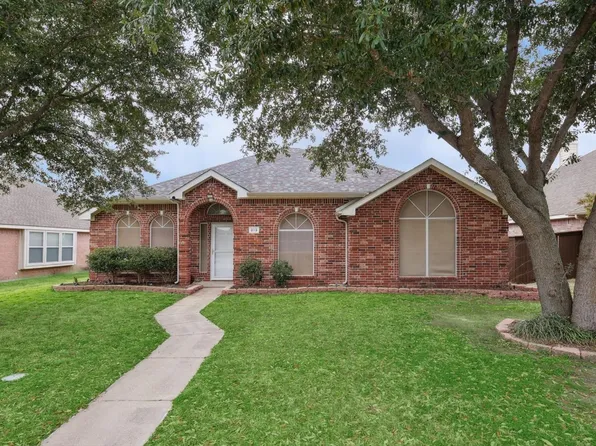 213 Morningstar Ln, Red Oak, TX 75154