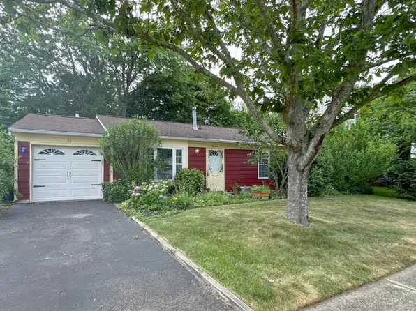 19 Ensign Ave, Barnegat, NJ 08005