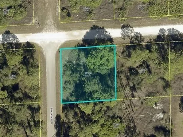1907 W 18th ST, LEHIGH ACRES, FL 33972