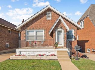 846 Catskill Dr, Saint Louis, MO 63125
