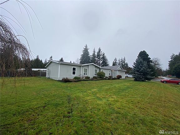 5th image of 13110 211th Avenue Ct E