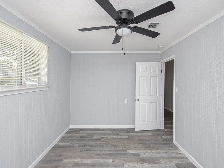 35 Hiland Pl #B — Photo 21