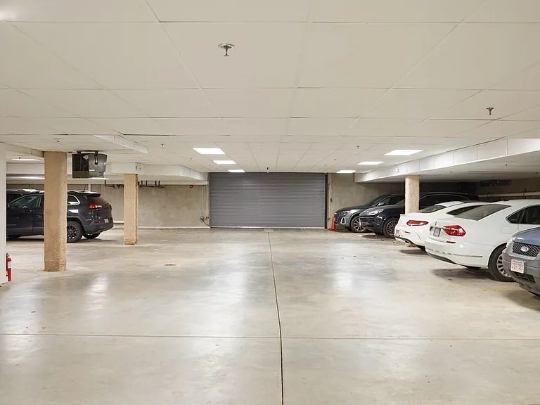 16 Boardman St #207 — Photo 11