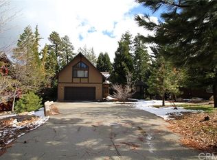 27609 Cedarwood Dr, Lake Arrowhead, CA 92352