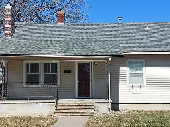 322 W 13th Ave, Hutchinson, KS 67501