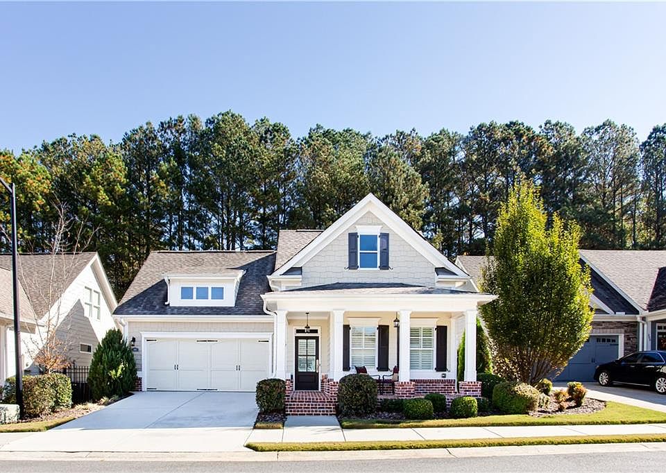1st image of 202 Clover Ln
