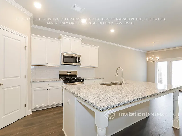 1021 Alder Grove Trl — Photo 8