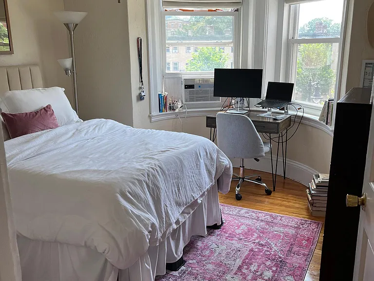 100 Saint Marys St #18 — Photo 11