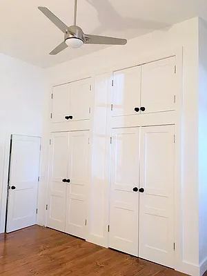 Sold by Manhattan Boutique Real Estate | media 17