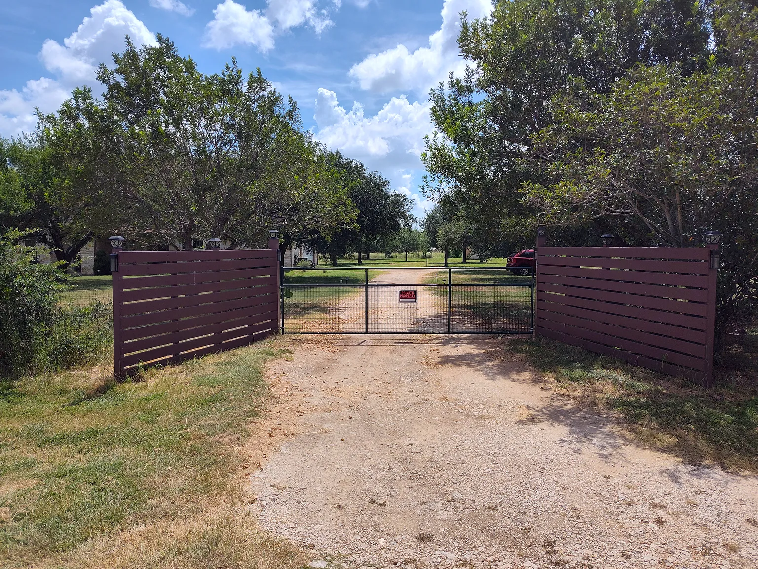 1 bed, 850 sqft, $1,150 — Photo 2