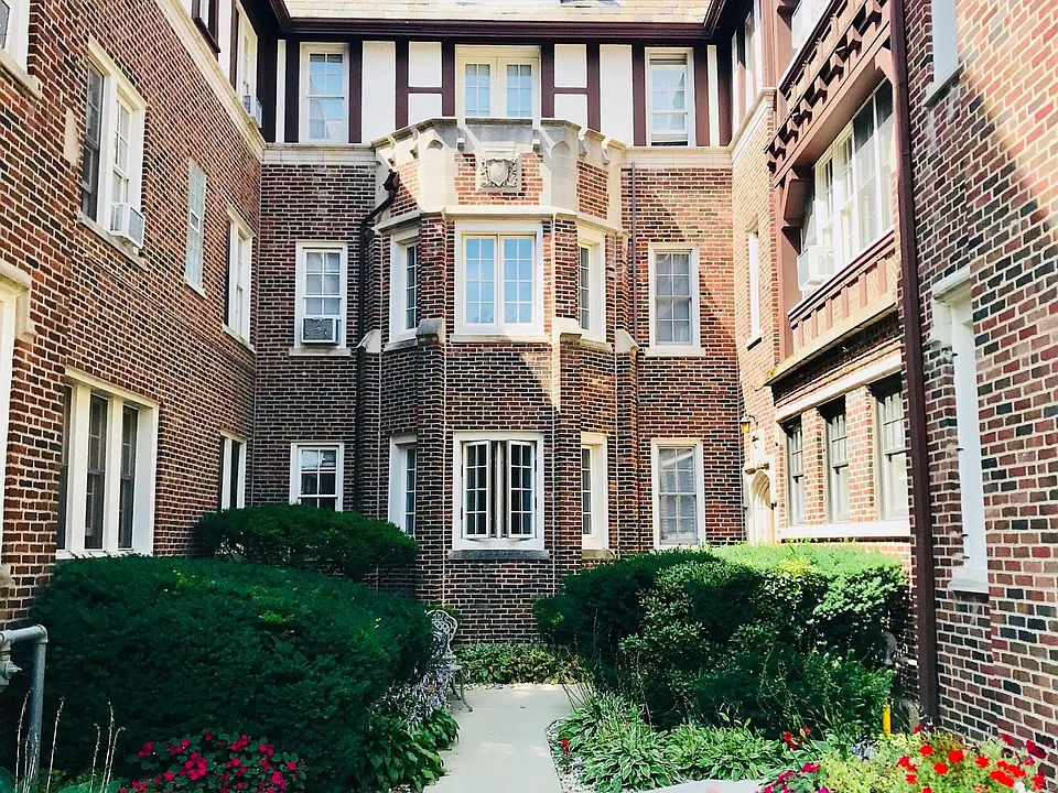 458 Winnetka Rd #310