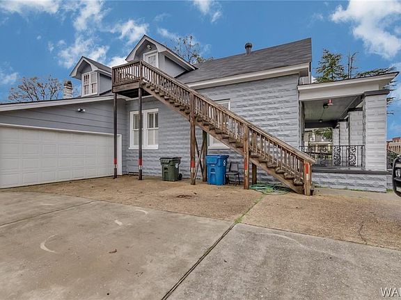 2nd image of 1406 22nd Ave