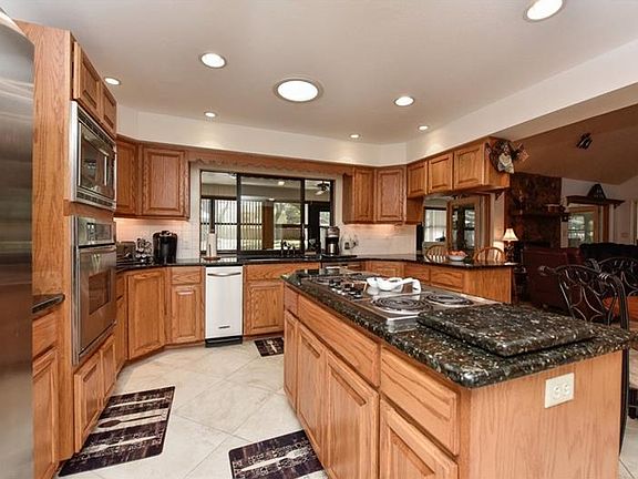4th image of 2113 Curry Rd