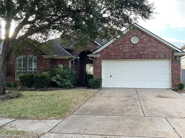 2606 Sun Flare Ln, Pearland, TX 77584