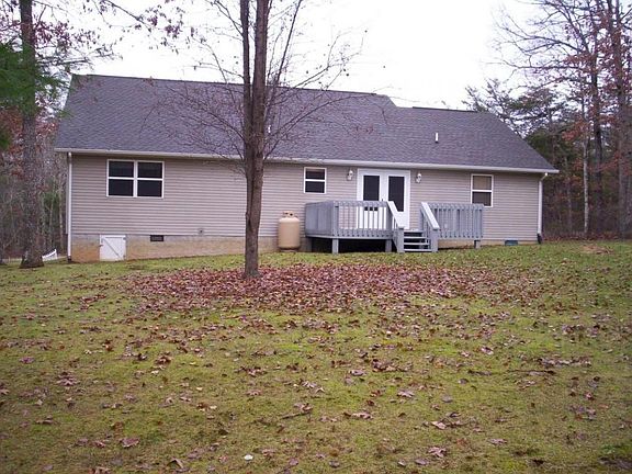 3rd image of 716 Wampum Dr