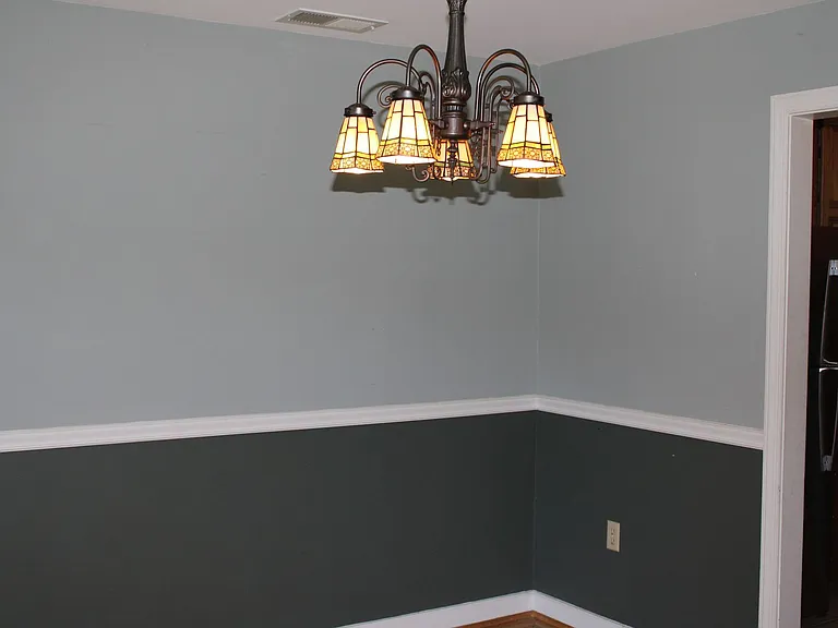 35 Moreland Rd — Photo 15