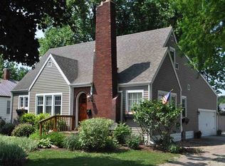 708 S Market St, Winamac, IN