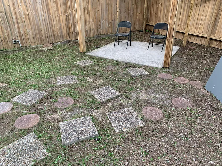 1314 Sharlo Ave — Photo 2