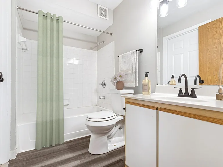 Ridge View Apartments — Photo 35