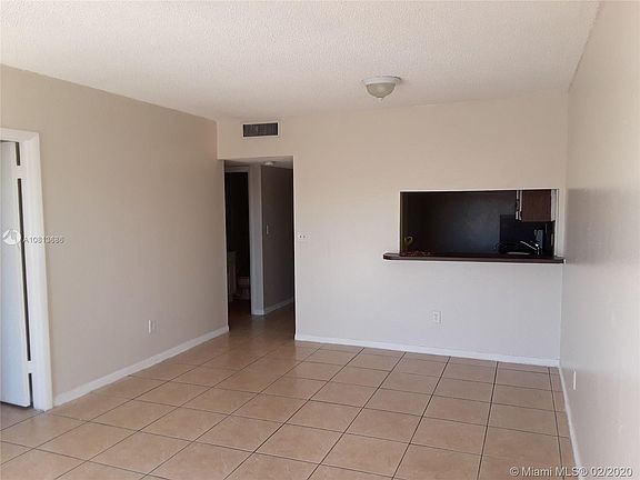 5th image of 3675 W 11th Ave APT 318
