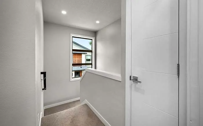 5946 NE 42nd Ave — Photo 14