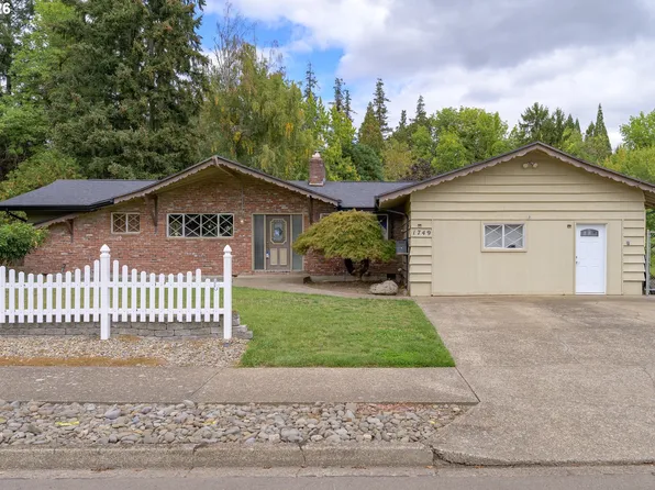 1749 NE Orchard Ave, McMinnville, OR 97128