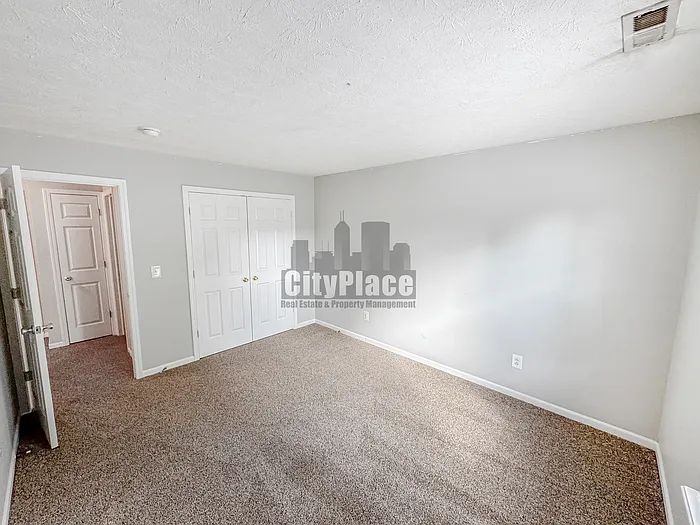 2946 Carson Dr — Photo 14