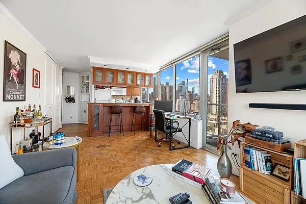 Sold by Level Group | media 4