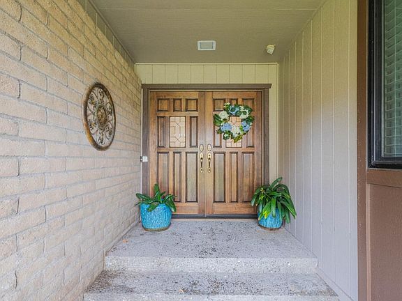 3rd image of 23799 Monterey Salinas Hwy APT 13
