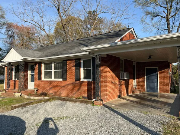 399 Carrow Rd, Chocowinity, NC 27817