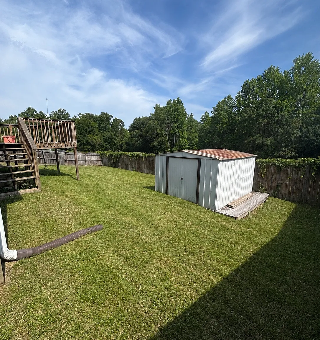 3 bed, 1608 sqft, $2,000 — Photo 4