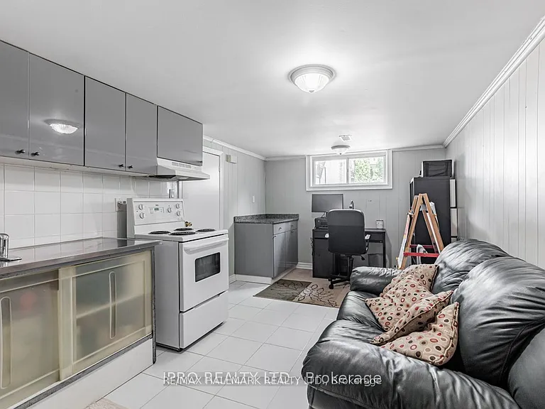 46 Tiago Ave — Photo 15