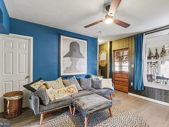 5th image of 3712 Falls Rd