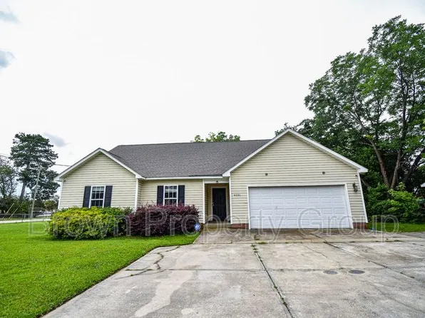 4501 Belford Rd, Fayetteville, NC 28314