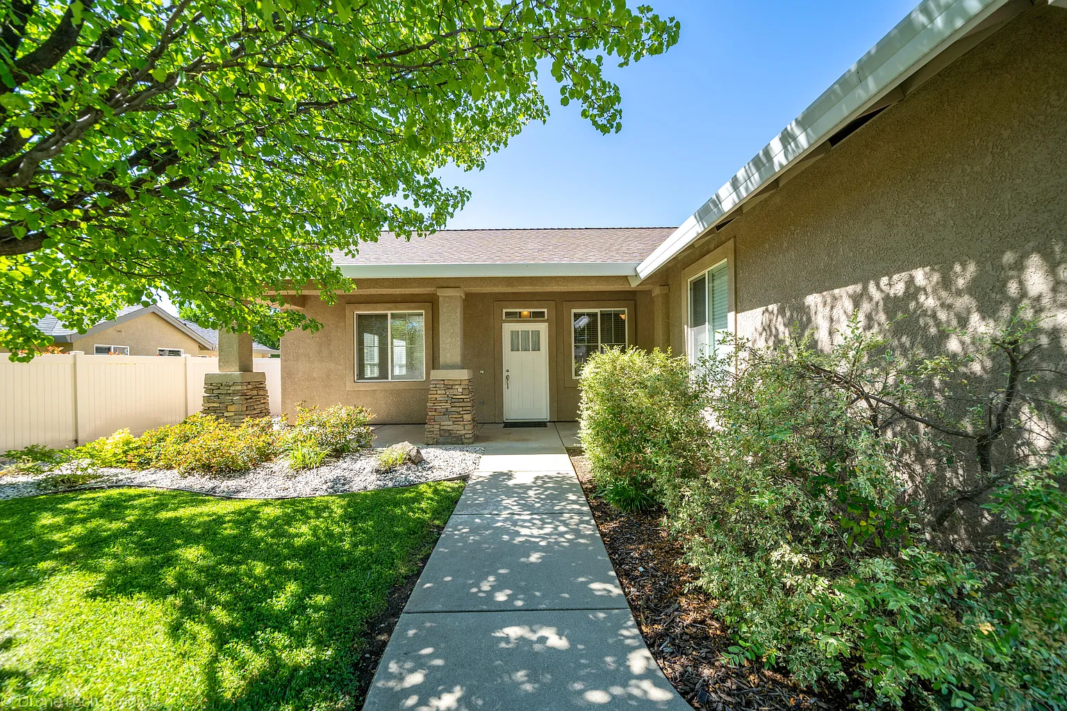 4178 Sunflower Dr photo 1