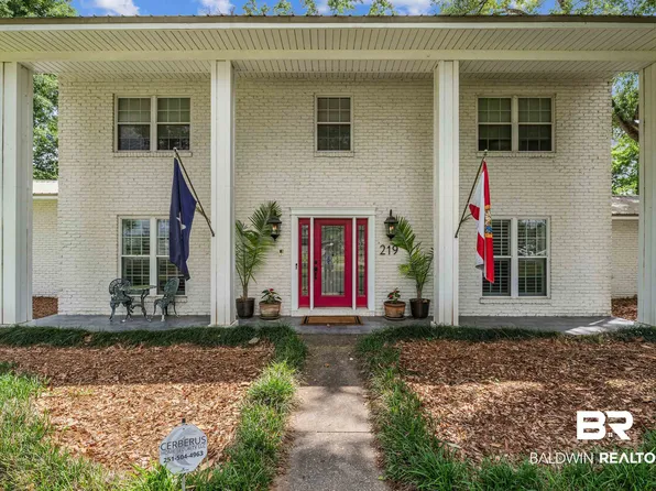 219 W Rosetta Ave, Foley, AL 36535