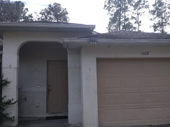 1068 Ainsworth St E, Lehigh Acres, FL 33974