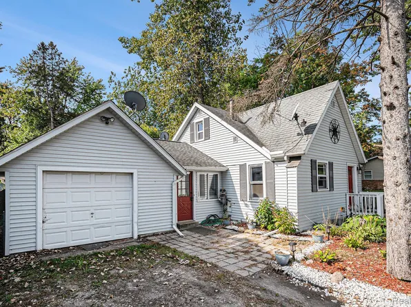 1340 E Grand River Rd, Williamston, MI 48895