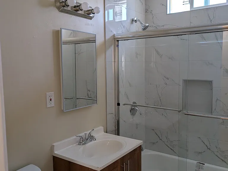 4670 W El Segundo Blvd #B — Photo 7