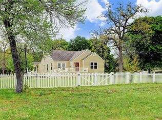 16292 Sycamore Rd, Cat Spring, TX 78933