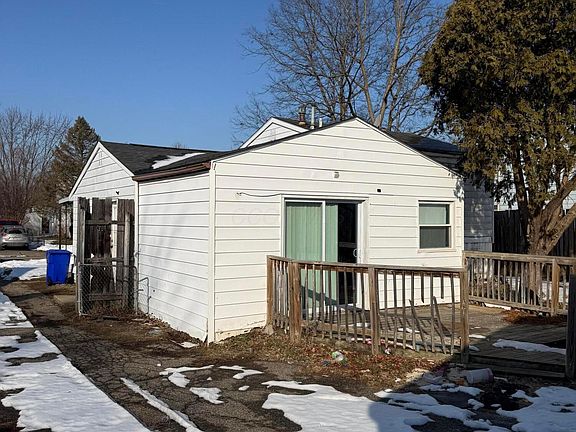 5th image of 3302 Everson Rd E