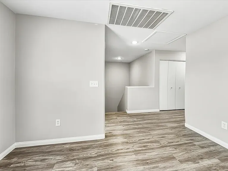 7308 Ribbon Ridge Ave — Photo 3