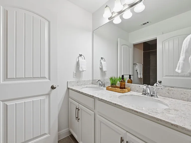 15909 Villa Frontera Dr — Photo 28